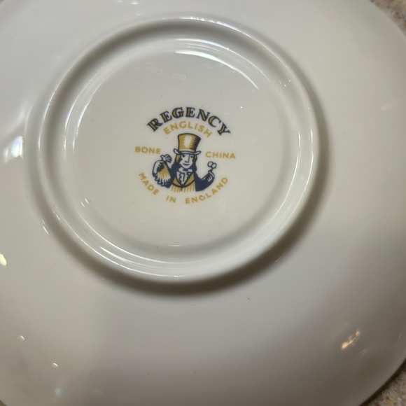 Cup and saucer - Picture 4 of 4